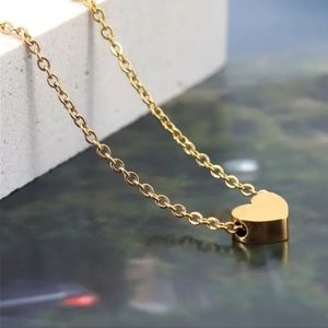 Gold Heart necklace